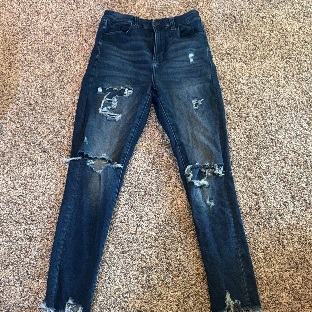 American Eagle Distressed Blue Jeans